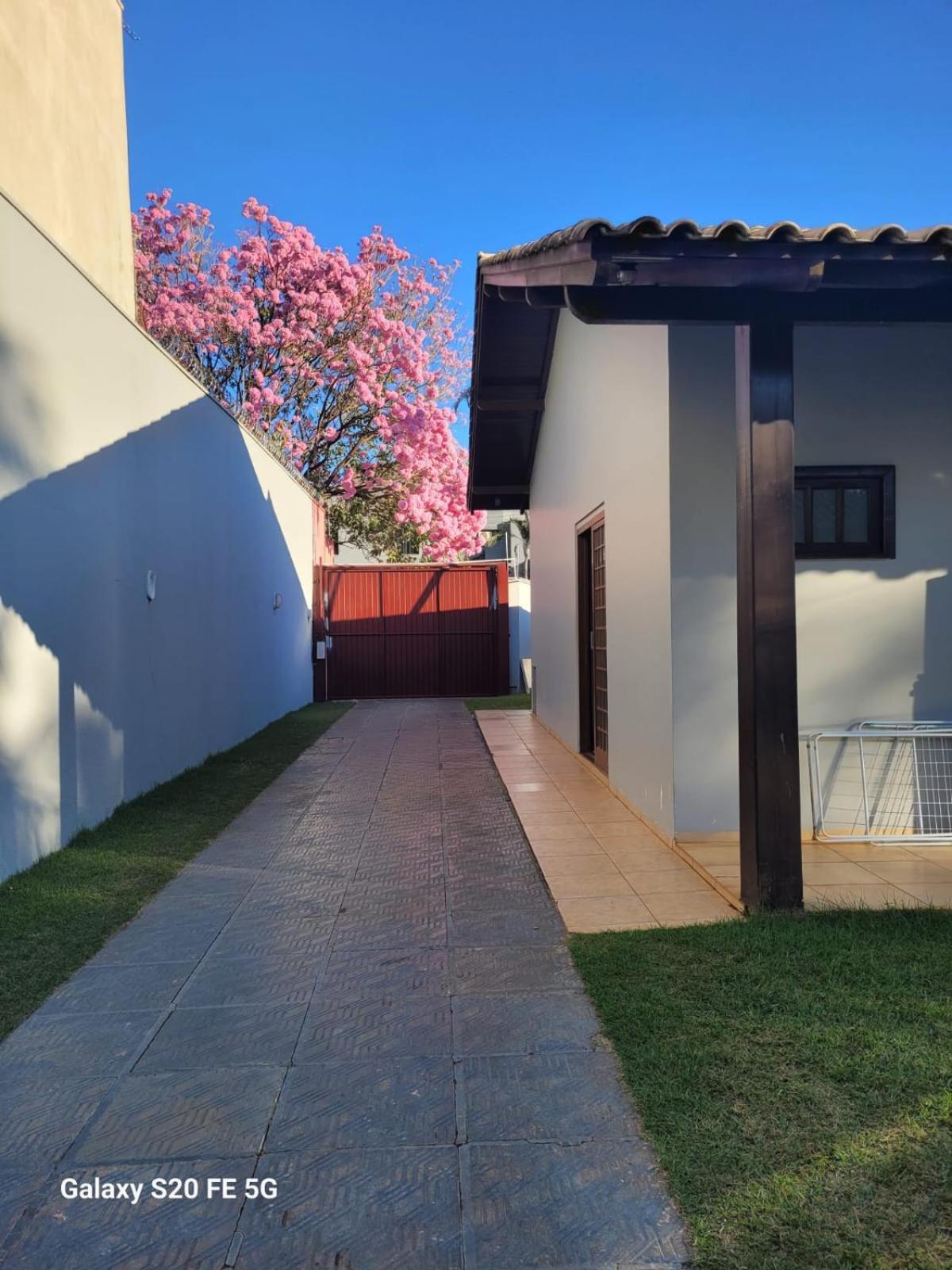 Caramelo Hospedaria, Localizacao Privilegiada Com Conforto E Privacidade * Sorriso