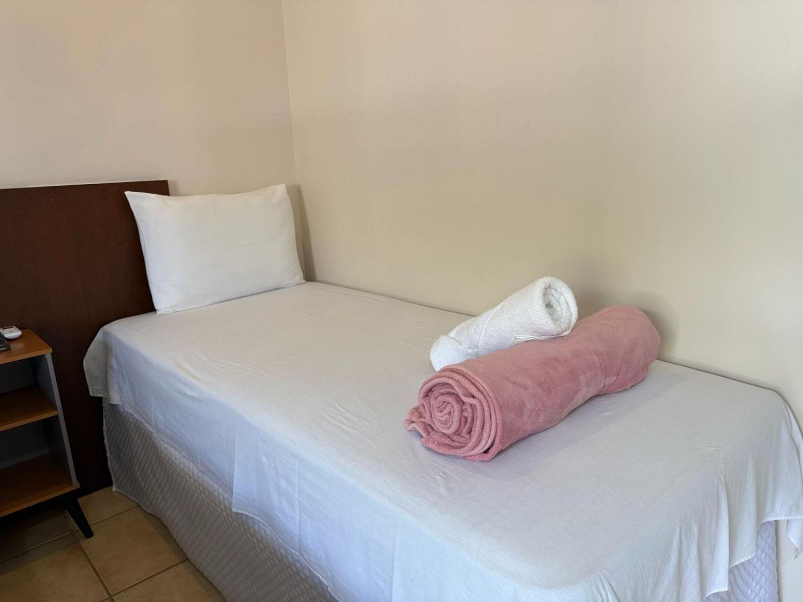 Caramelo Hospedaria, Localizacao Privilegiada Com Conforto E Privacidade * Sorriso